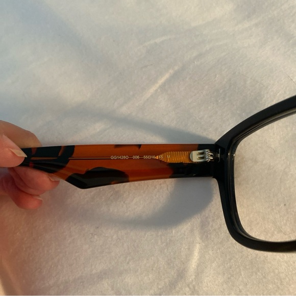 Gucci Black and tortoise Shell Glasses with Case - Picture 4 of 4